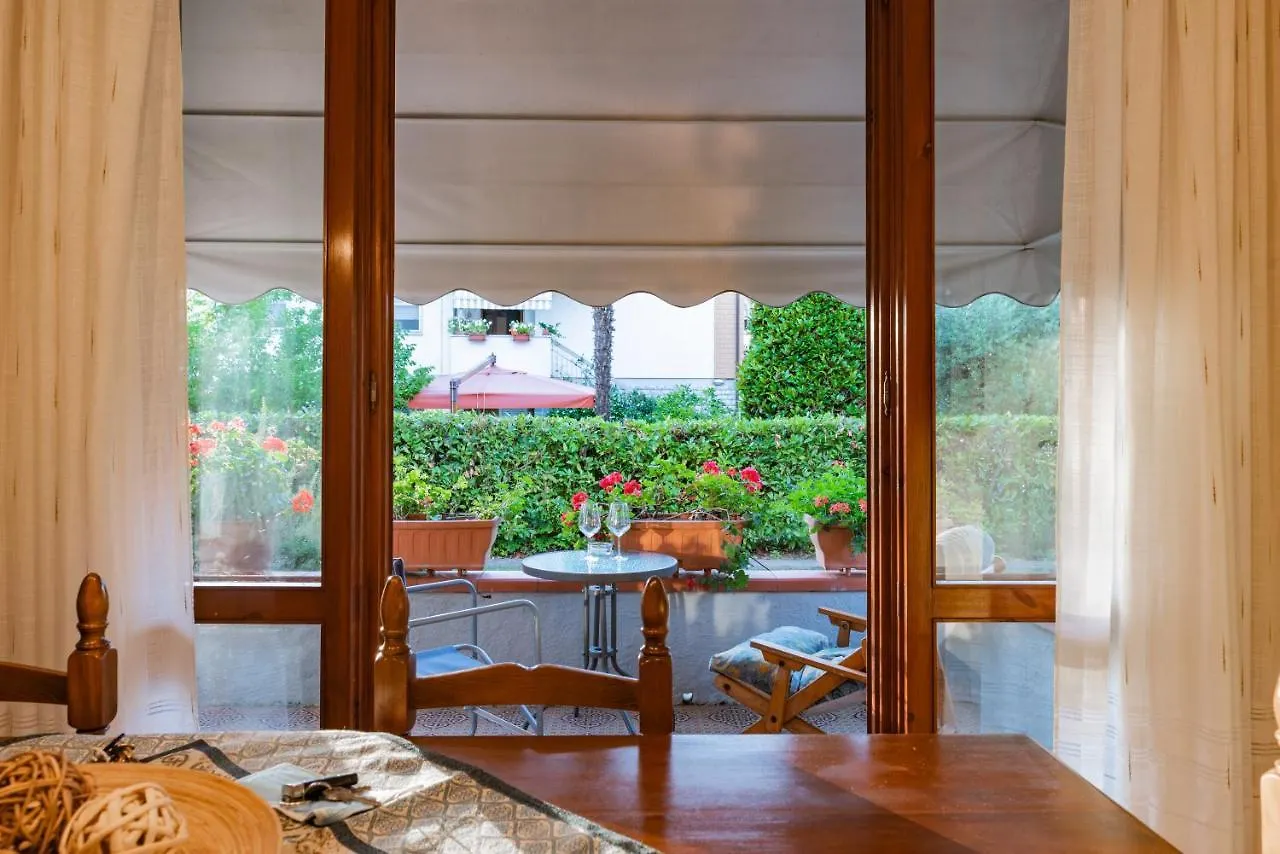 Apartment Holiday Versilia Camaiore Italy