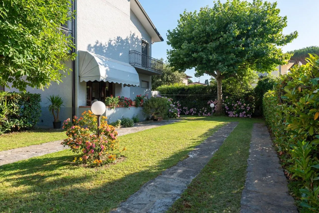 Apartment Holiday Versilia contacts